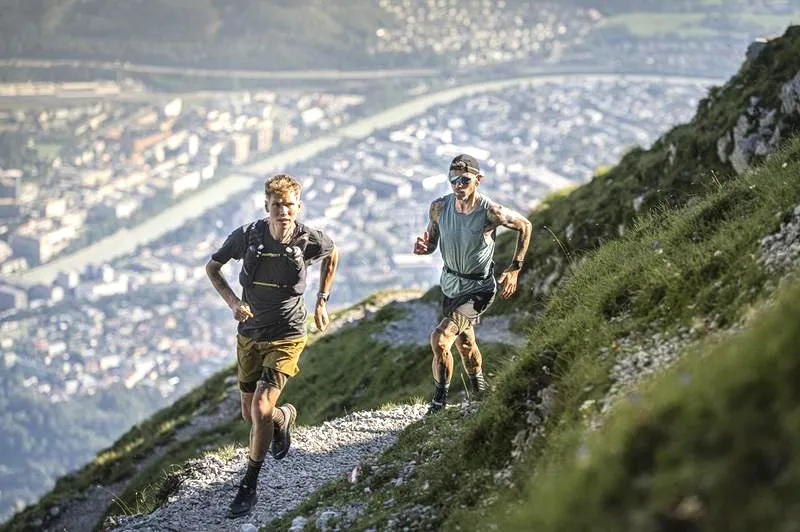 Jak biegać efektywnie, żeby się nie męczyć? Praktyczne porady dla każdego biegacza