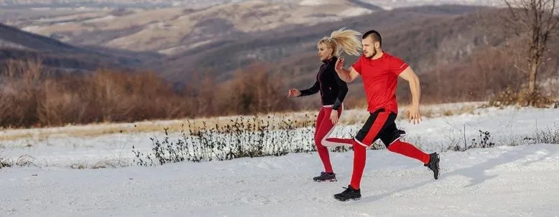 Odkryj skuteczne metody, jak biegać szybciej i dłużej