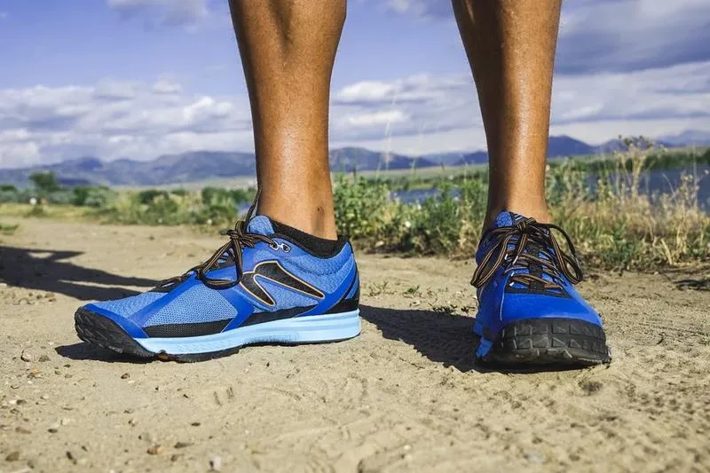 Analiza kosztów obuwia biegowego