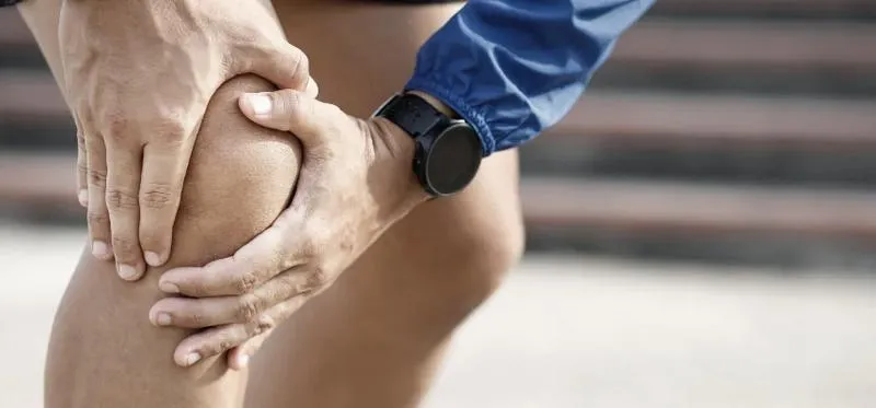 Ból kolan po bieganiu