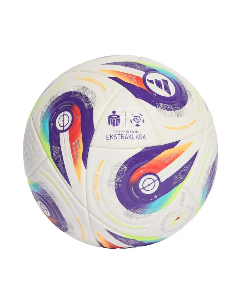 Średnia liczba kilometrów piłkarzy