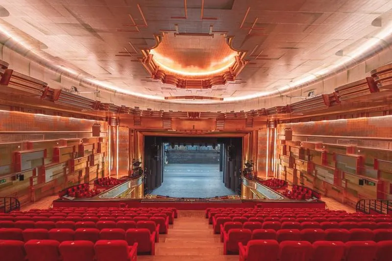 Teatr i spektakle